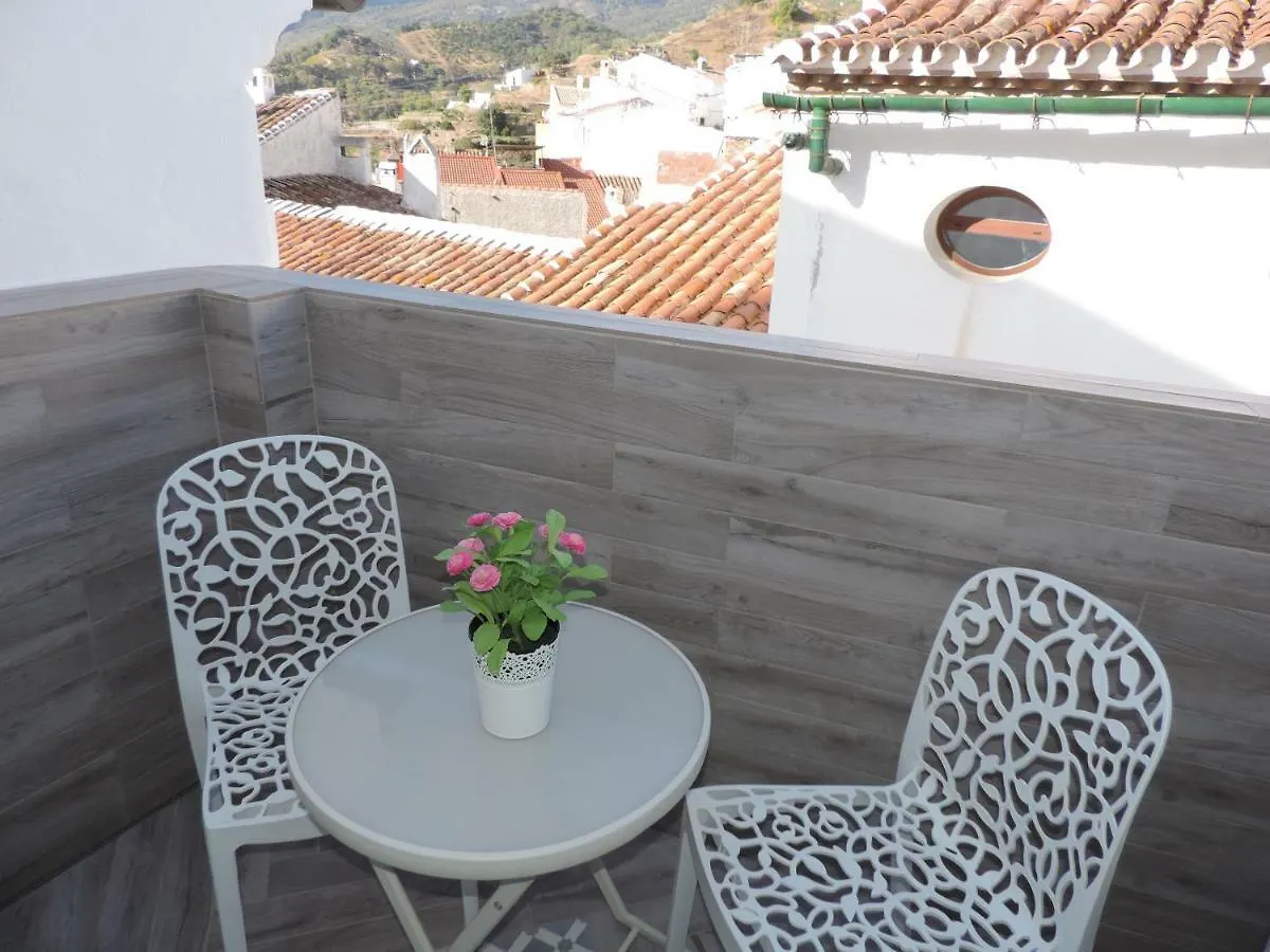 Casa Las Tres Conchas Yunquera Spanyolország